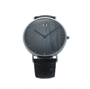 Armbåndsur klokke fra Nordahl Konings grå eik norsk design norsk klokkemerke produsert i norge